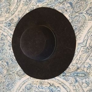 Black felt floppy hat *HOST PICK*